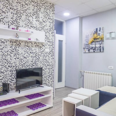 Долгосрочная аренда светлой 2-комнатной квартиры, 45 м², центр Белграда, Сербия